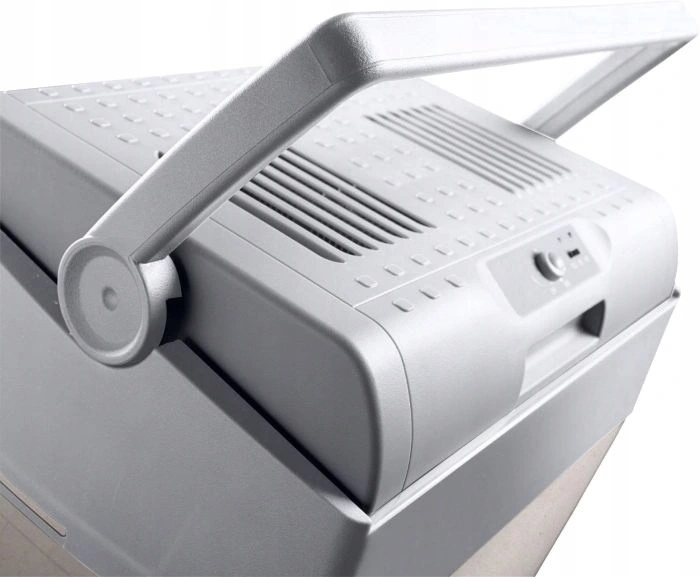 Lednice-do-auta-na-kemping-do-auta-12v-230v-SC30B-Dometic-Producent-czesci-Dometic.jpg (69 KB)