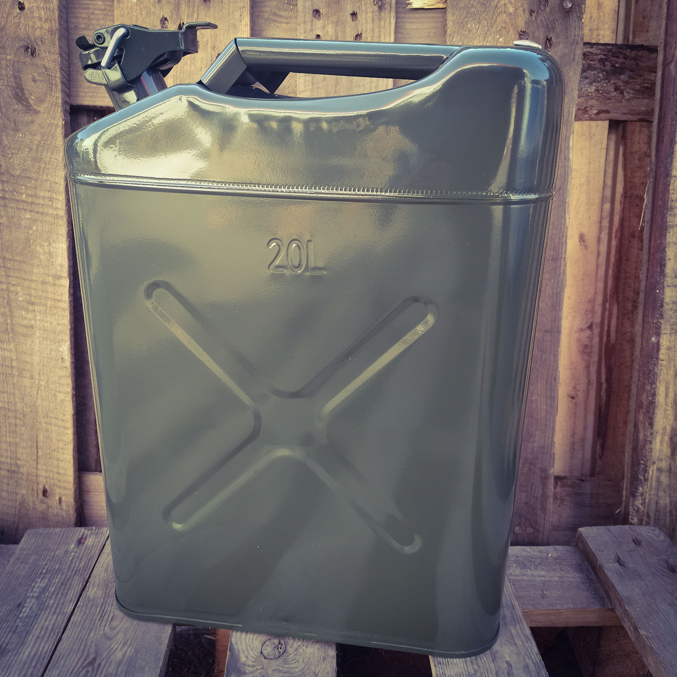 Kanystr 20L plech EU produkt.jpg (256 KB)