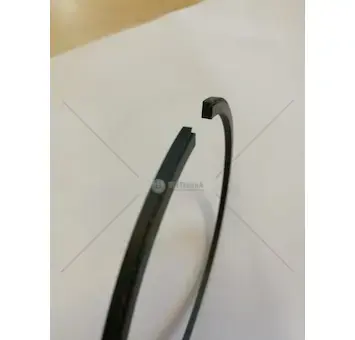 Cz pístní kroužek pr.110x3 fe-zkosený | 80.003.912