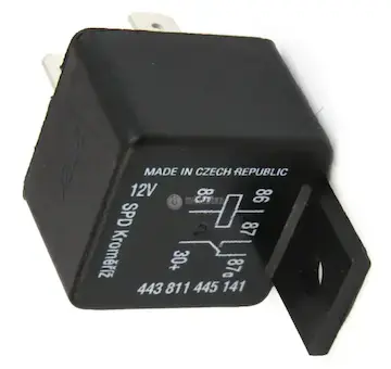 Cz relé přepínací 12v/30a 5x konektor | 53.350.937