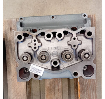 Hlava válců LIAZ s ventily - opravená