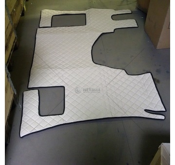 Koberec MB ACTROS MP4 široký kabina nízká PO  G32ACTMP4/PIK/BEZ