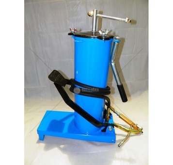 Mazací lis nožní 12L