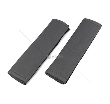 Návleky na bezpečnostní pásy 2 ks karbon