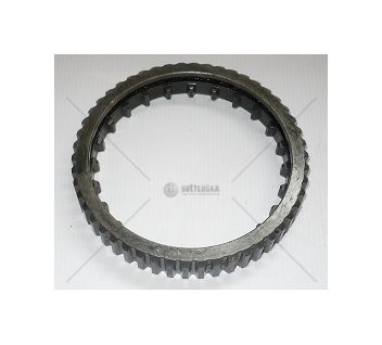 Objímka spojovací zadní diferen.