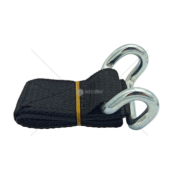 Pás s hákem pro napínání plachty