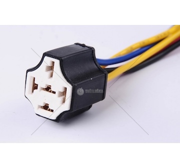 Patice relé keramická 5vývodů pro relé