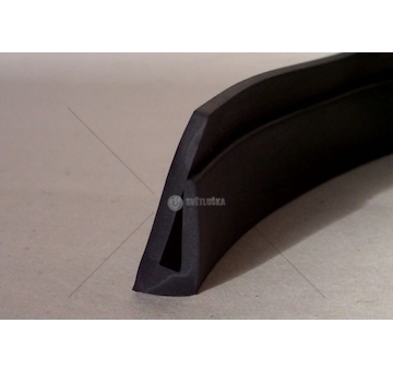 Těsnění blatníku dlouhé kabiny 3045mm Tatra