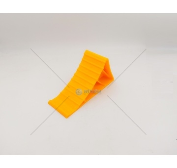 Zakládací klín pod kolo automobilu, plastový