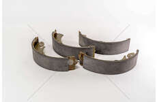 Brake Shoe Set TRAFIC 80-94 Valeo
