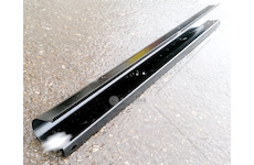 Kryt pera bočnice Tatra