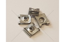 Matice šroubu krytu chladiče FUMO, M31