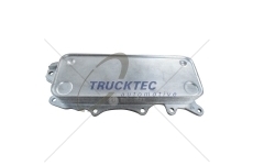Olejový chladič, motorový olej TRUCKTEC AUTOMOTIVE 02.18.101