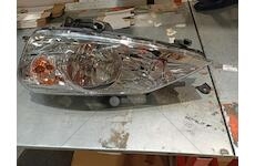 Reflektor citroen jumpy 07> 2.0 hdi 95 11> odłamany zaczep vl 450428-01