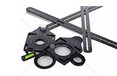 Šablona a stavební pravítko; vzorkovník a značení otvorů