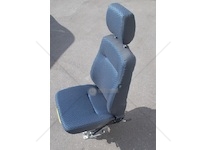 Sedadlo řidiče včetně opěry hlavy typ 7744