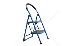 Skládací dvoustupňový žebřík GEKO