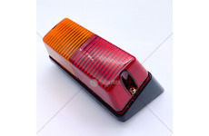 Svítilna zadní Pravá kovová - obdelník