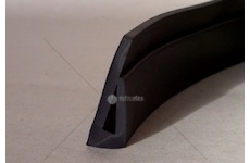 Těsnění blatníku dlouhé kabiny 3045mm Tatra