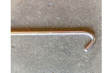 Třmen upínacího pásu nádrže 120L Avia