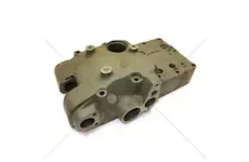 Víko hydrauliky,rozteč šroubu podélně 370mm a v šířce205mm od středu na střed. | 95-8001-7