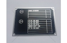 Výrobní štítek Multicar M25 emisní