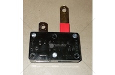 Zásuvka 24v pomocného startu 390939190_A